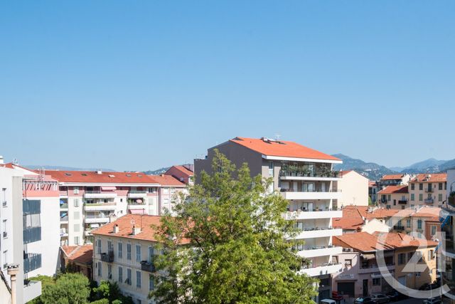 Appartement F3 à vendre - 3 pièces - 55.61 m2 - NICE - 06 - PROVENCE-ALPES-COTE-D-AZUR - Century 21 Lafage Transactions