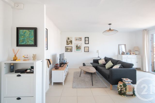 Appartement F3 à vendre - 3 pièces - 55.61 m2 - NICE - 06 - PROVENCE-ALPES-COTE-D-AZUR - Century 21 Lafage Transactions