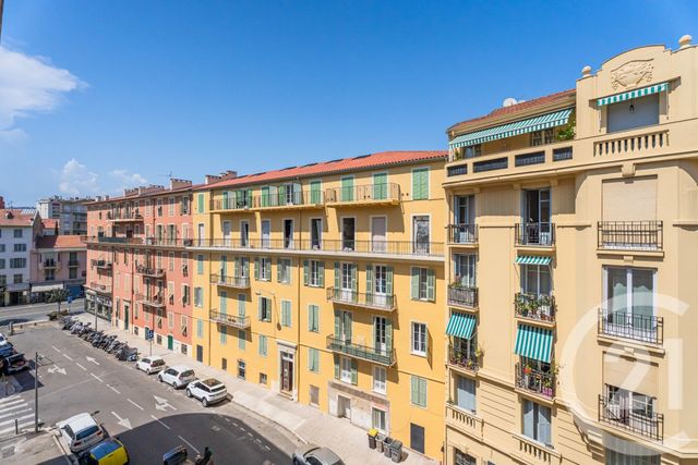 Appartement F3 à vendre - 3 pièces - 85.52 m2 - NICE - 06 - PROVENCE-ALPES-COTE-D-AZUR - Century 21 Lafage Transactions