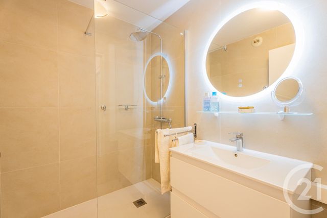 Appartement F3 à vendre - 3 pièces - 85.52 m2 - NICE - 06 - PROVENCE-ALPES-COTE-D-AZUR - Century 21 Lafage Transactions