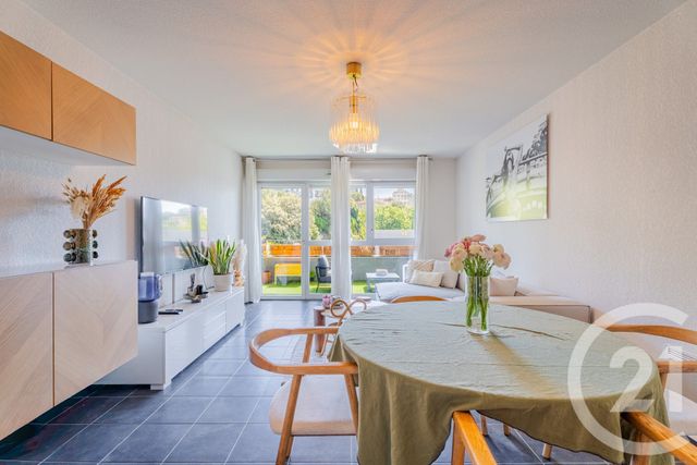 Appartement F3 à vendre - 3 pièces - 66.76 m2 - NICE - 06 - PROVENCE-ALPES-COTE-D-AZUR - Century 21 Lafage Transactions
