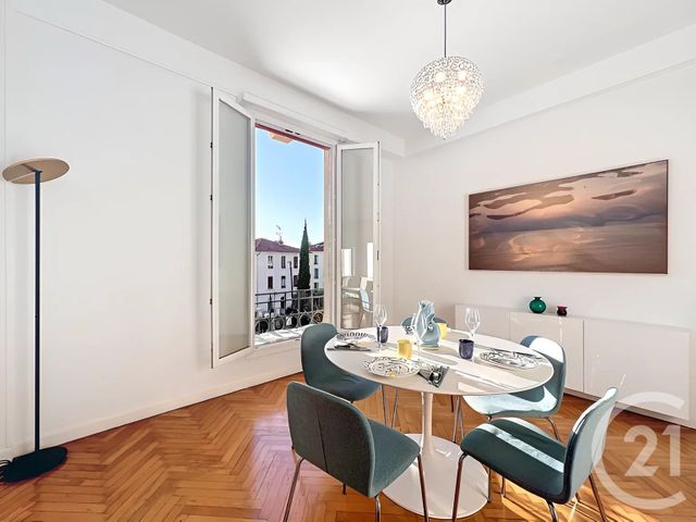 Appartement F4 à vendre - 4 pièces - 134.1 m2 - NICE - 06 - PROVENCE-ALPES-COTE-D-AZUR - Century 21 Lafage Transactions