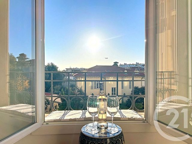 Appartement F4 à vendre - 4 pièces - 134.1 m2 - NICE - 06 - PROVENCE-ALPES-COTE-D-AZUR - Century 21 Lafage Transactions