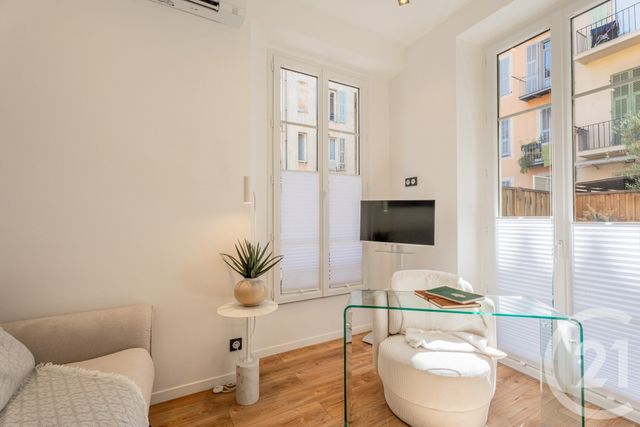 Appartement F3 à vendre - 3 pièces - 82.0 m2 - NICE - 06 - PROVENCE-ALPES-COTE-D-AZUR - Century 21 Lafage Transactions