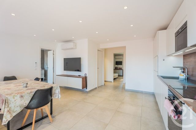 Appartement F5 à vendre - 5 pièces - 79.54 m2 - NICE - 06 - PROVENCE-ALPES-COTE-D-AZUR - Century 21 Lafage Transactions