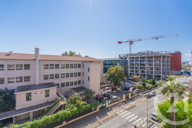 Appartement F5 à vendre - 5 pièces - 79.54 m2 - NICE - 06 - PROVENCE-ALPES-COTE-D-AZUR - Century 21 Lafage Transactions