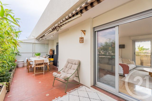 Appartement F3 à vendre - 3 pièces - 79.3 m2 - NICE - 06 - PROVENCE-ALPES-COTE-D-AZUR - Century 21 Lafage Transactions
