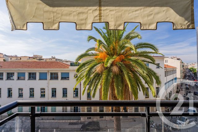 Appartement F2 à vendre - 2 pièces - 48.95 m2 - NICE - 06 - PROVENCE-ALPES-COTE-D-AZUR - Century 21 Lafage Transactions