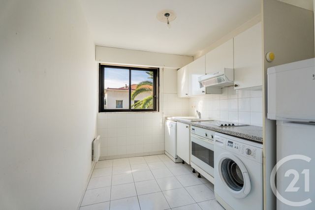 Appartement F2 à vendre - 2 pièces - 48.95 m2 - NICE - 06 - PROVENCE-ALPES-COTE-D-AZUR - Century 21 Lafage Transactions