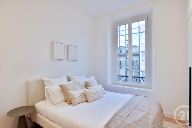 Appartement F5 à vendre - 5 pièces - 135.0 m2 - NICE - 06 - PROVENCE-ALPES-COTE-D-AZUR - Century 21 Lafage Transactions