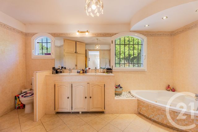 maison à vendre - 10 pièces - 350.0 m2 - BIOT - 06 - PROVENCE-ALPES-COTE-D-AZUR - Century 21 Lafage Transactions