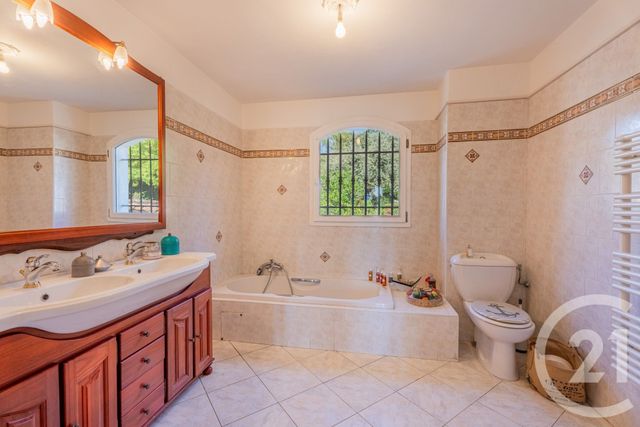 maison à vendre - 10 pièces - 350.0 m2 - BIOT - 06 - PROVENCE-ALPES-COTE-D-AZUR - Century 21 Lafage Transactions