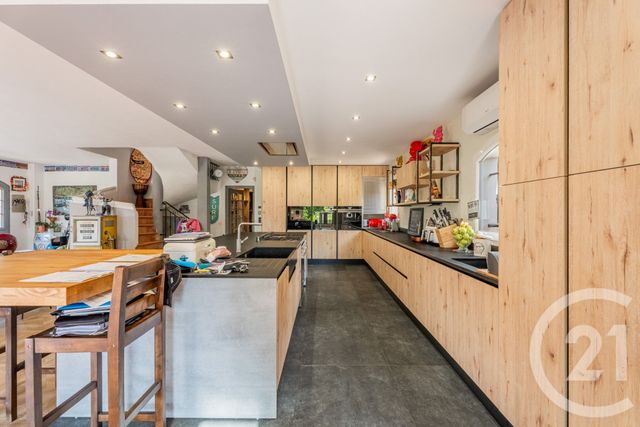 maison à vendre - 10 pièces - 350.0 m2 - BIOT - 06 - PROVENCE-ALPES-COTE-D-AZUR - Century 21 Lafage Transactions