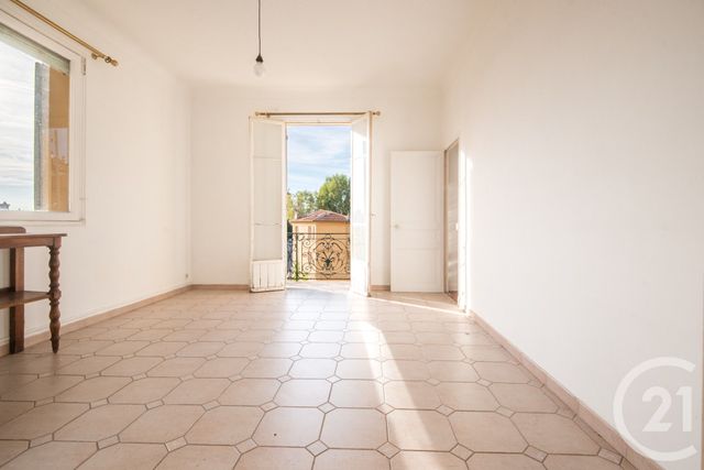 Appartement F3 à vendre - 3 pièces - 72.43 m2 - NICE - 06 - PROVENCE-ALPES-COTE-D-AZUR - Century 21 Lafage Transactions