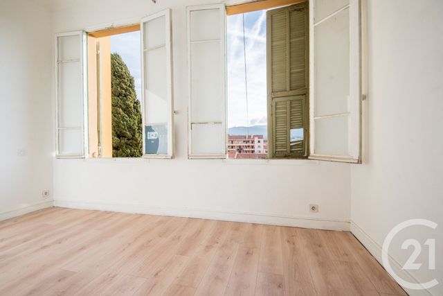 Appartement F3 à vendre - 3 pièces - 72.43 m2 - NICE - 06 - PROVENCE-ALPES-COTE-D-AZUR - Century 21 Lafage Transactions